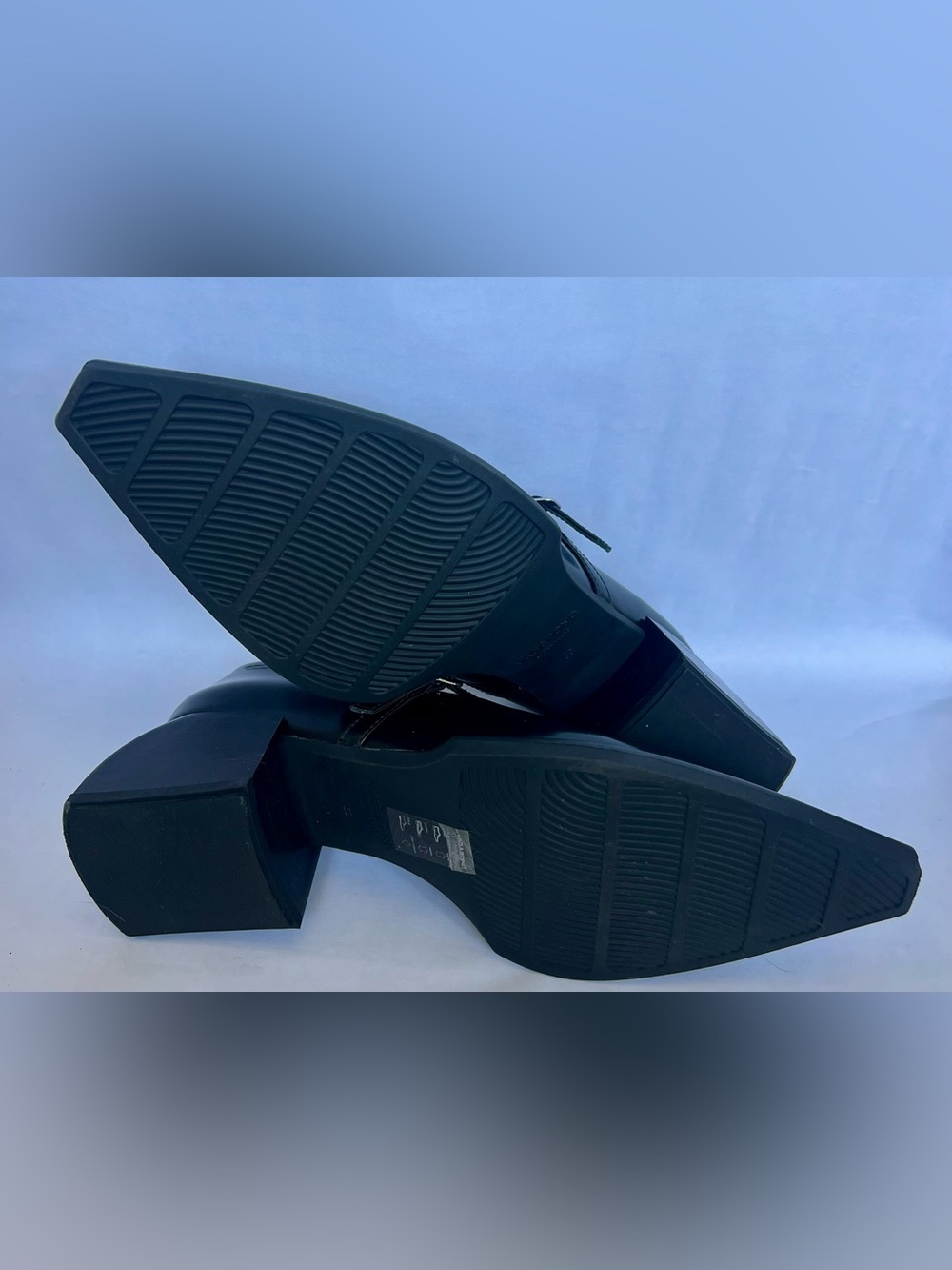 Vagabond Black Leather Mary Jane Heels Pointed Toe Block 2.75” Heel - Picture 6 of 6